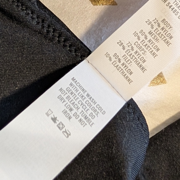 NWT OFFLINE by Aerie Goals black floral sports bra size small - Picture 7 of 8